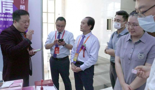 喜报|摘得巴拿马万国博览会国际大奖，“牙友”用硬核实力成就全场“爆款”