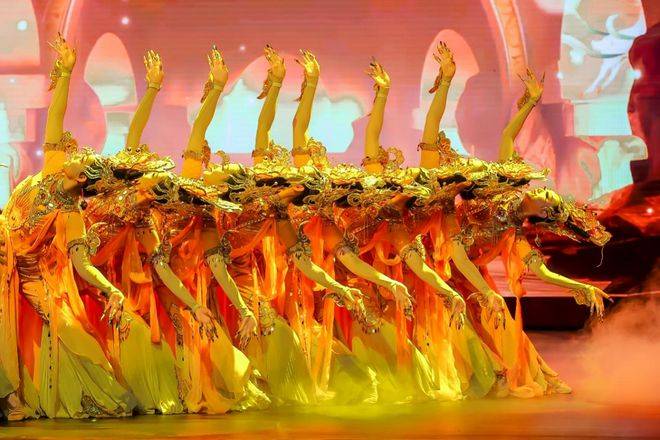 点亮“金字招牌” 这台晚会见证中国品牌迈向高质量发展(图5)