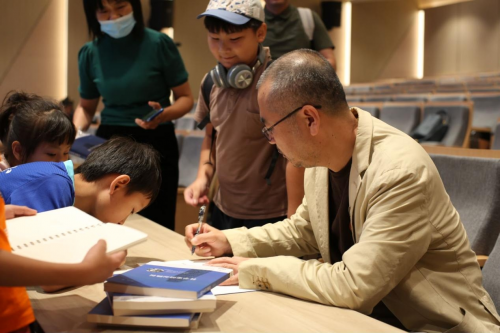 人与自然构建生命共同体—南科大田松教授做客“光明大讲堂”畅谈如何具体热爱自然