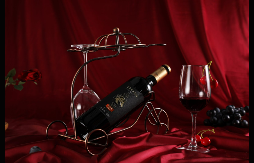 雷盛红酒分享醒酒到底醒什么?90%的人都醒错了(图2) ScreenShot_2025-11-06_105207_432.png