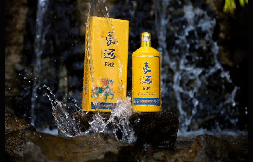 豪迈酱香白酒的时光之旅:从粮食到酒瓶的岁月沉淀(图2) wechat_2025-08-19_111218_801.png