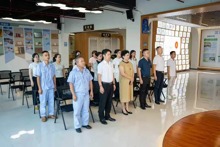 海南云仓酒庄党支部开展建党105周年主题教育活动(图6) IMG_256