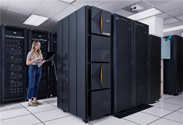 
                            IBM发布下一代LinuxONE服务器 帮助企业减少能耗 实